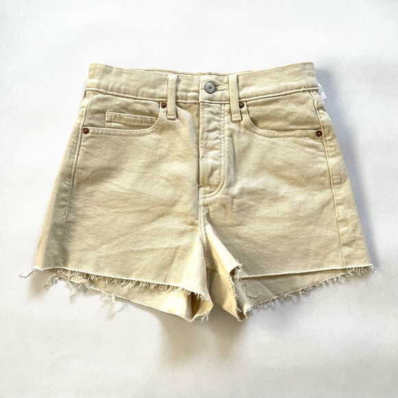 Old Navy Pants - Old Navy Higher High Rise Sky-Hi A-Line Secret Smooth Pocket Jean Short SZ 4